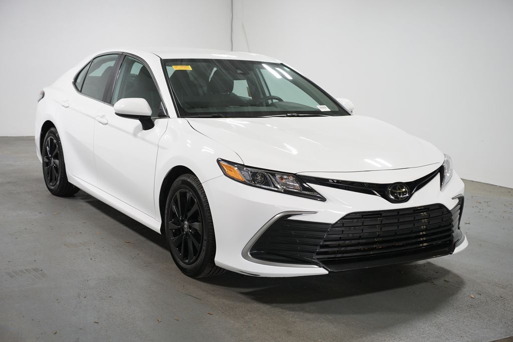 Thumbnail: 2024 Toyota Camry - 3