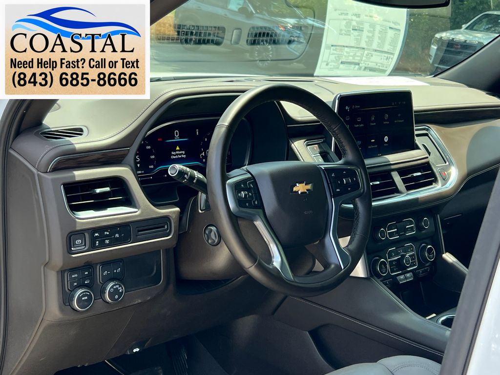 2023 Chevrolet Suburban LT White at Bob King Buick GMC