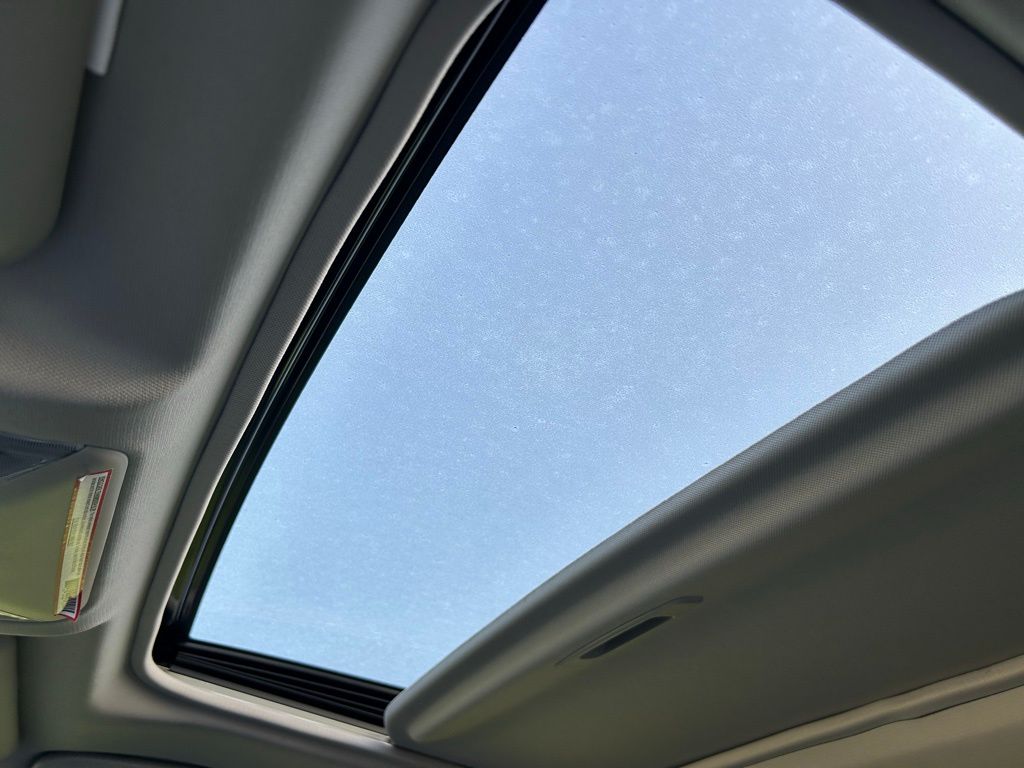 Thumbnail: 2019 Toyota RAV4 - 29