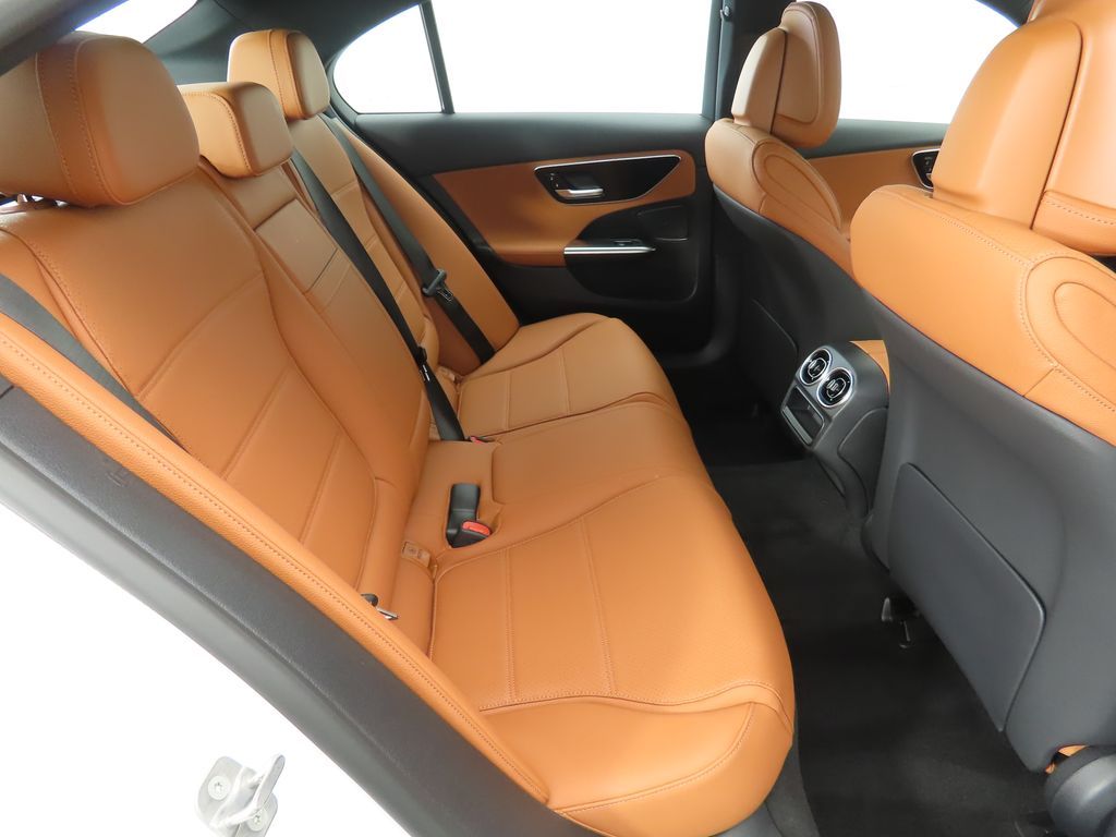 Thumbnail: 2025 Mercedes-Benz C-Class - 22