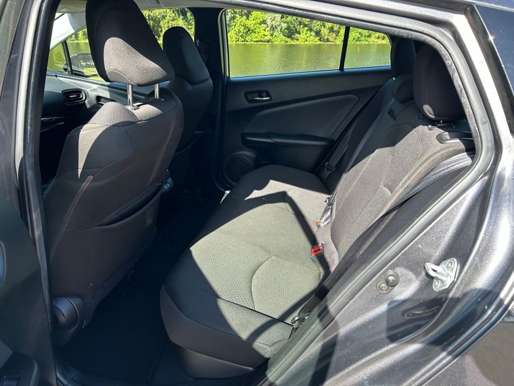 Thumbnail: 2020 Toyota Prius - 13