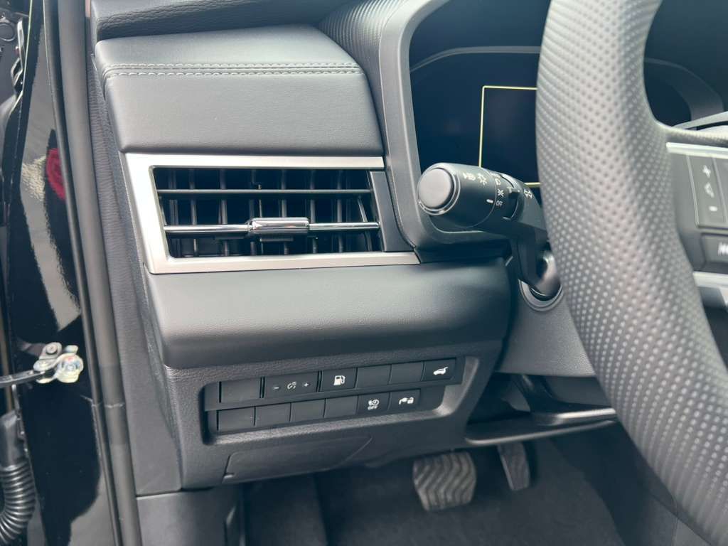 New 2026 Mitsubishi Outlander PHEV SUV