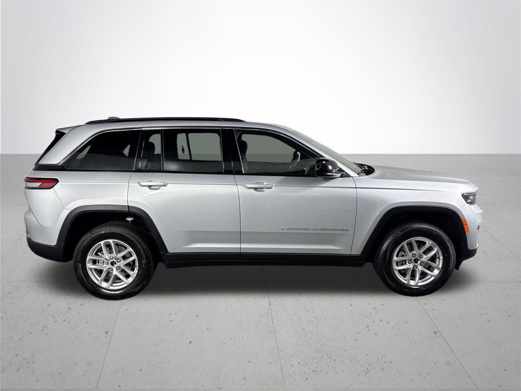 2026 Jeep Grand Cherokee Laredo X