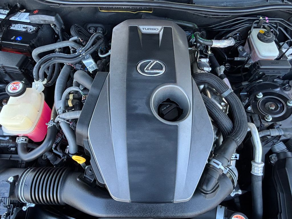 Thumbnail: 2017 Lexus IS - 30