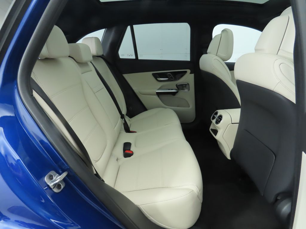 Thumbnail: 2026 Mercedes-Benz GLC - 23