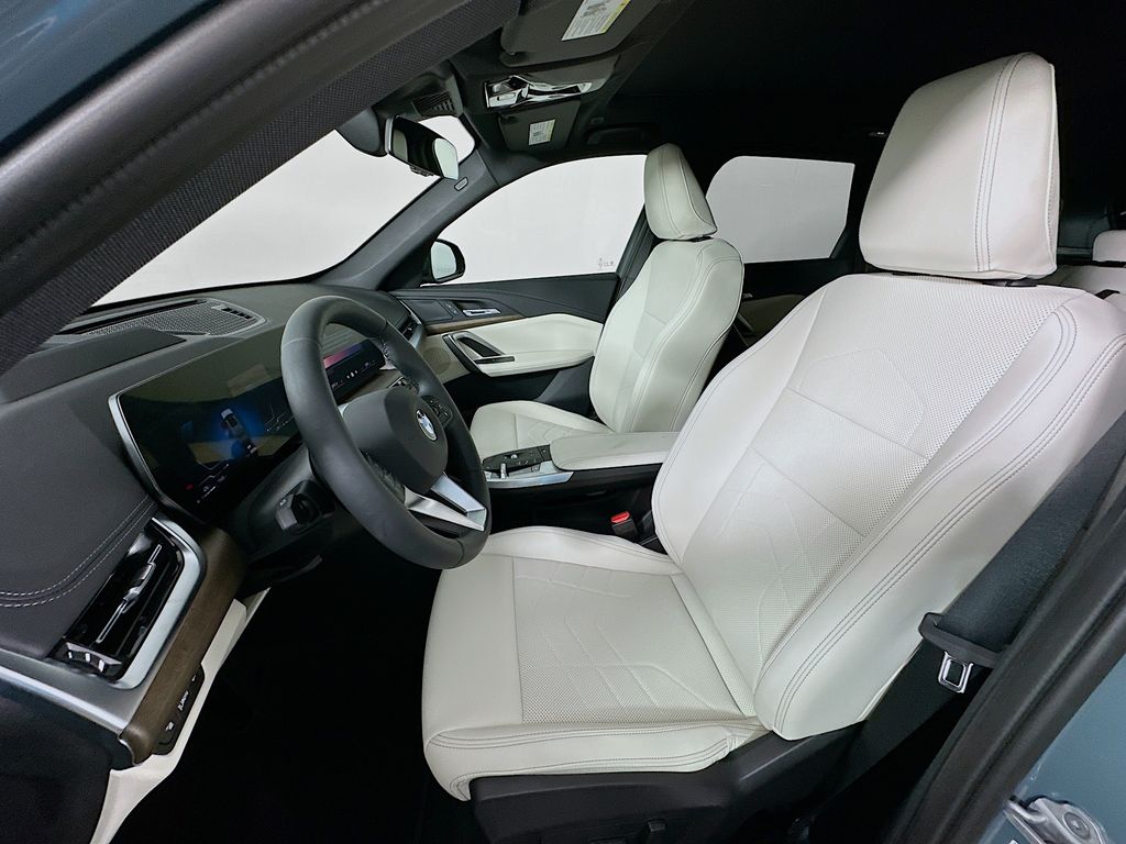 Thumbnail: 2026 BMW X1 - 16