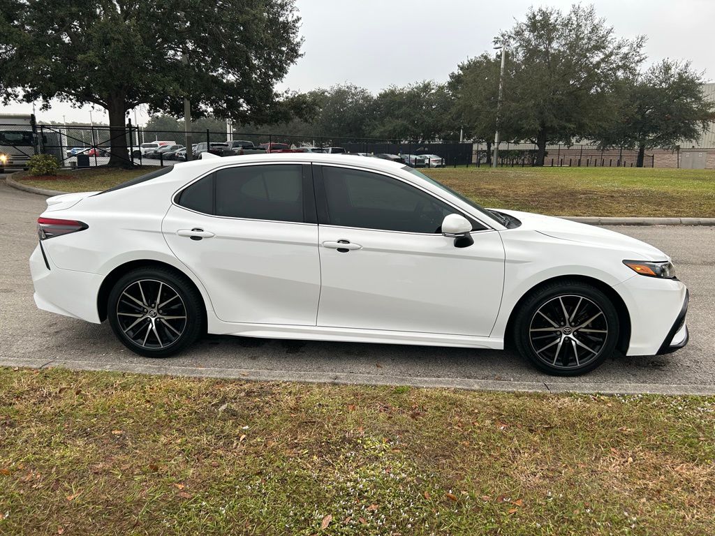 Thumbnail: 2023 Toyota Camry - 6