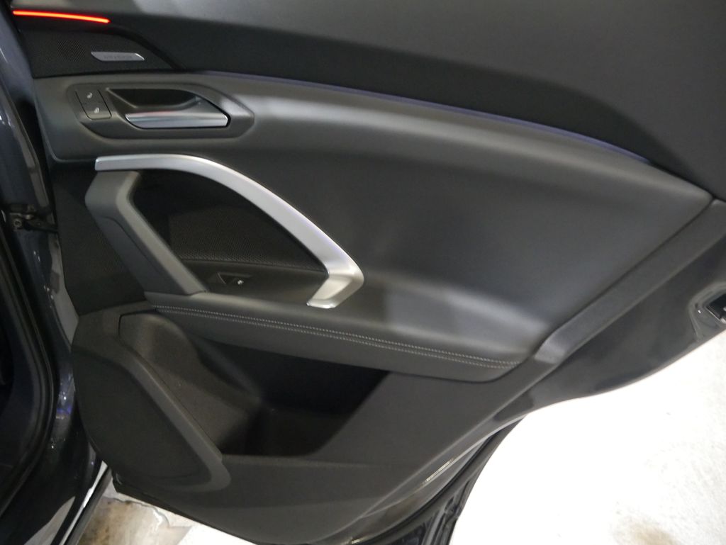 Thumbnail: 2025 Audi Q5 - 28