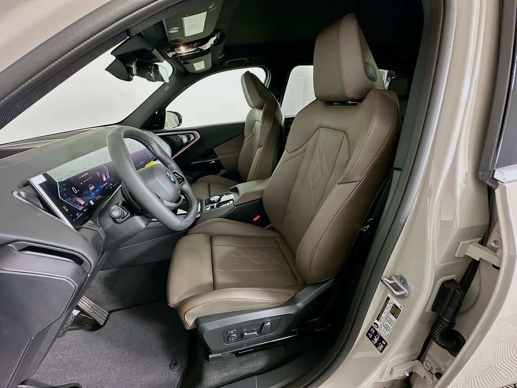 Thumbnail: 2026 BMW X3 - 16