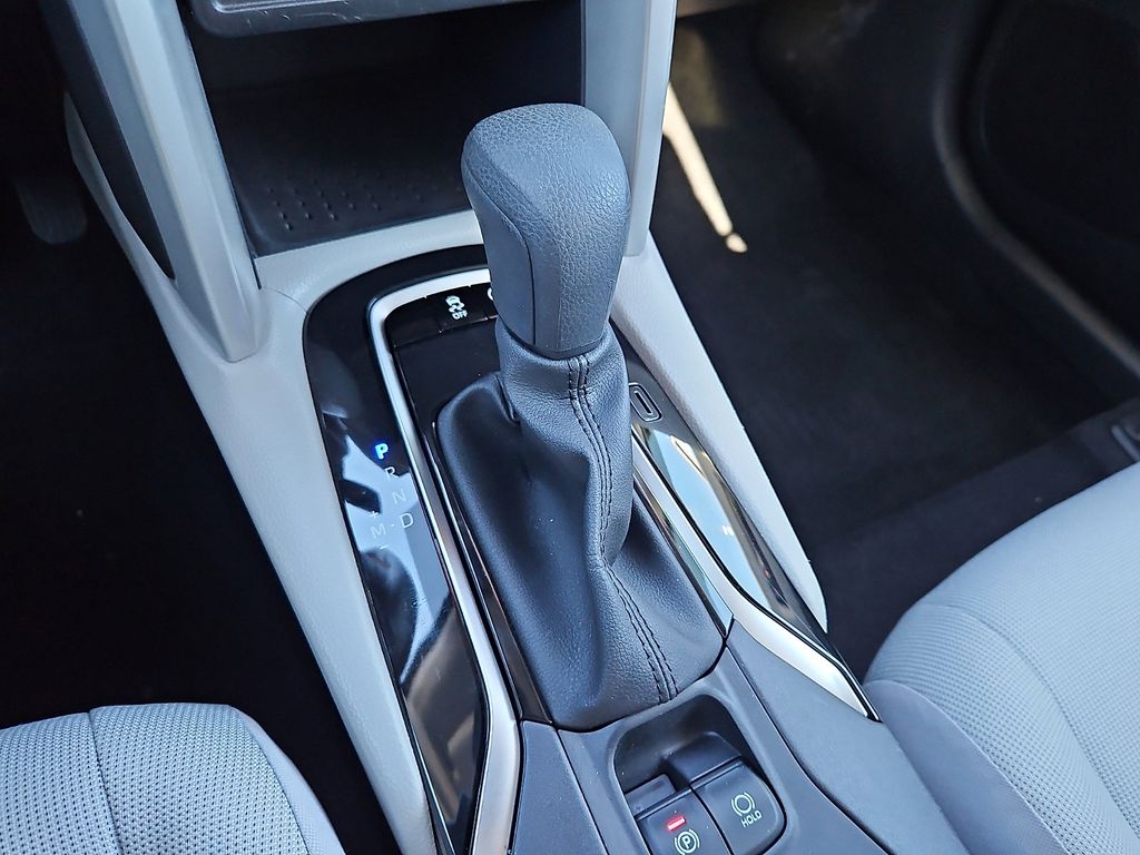 Thumbnail: 2025 Toyota Corolla Cross - 9