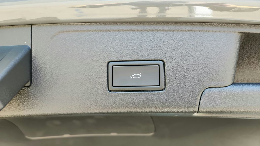 2026 Volkswagen Atlas Cross Sport