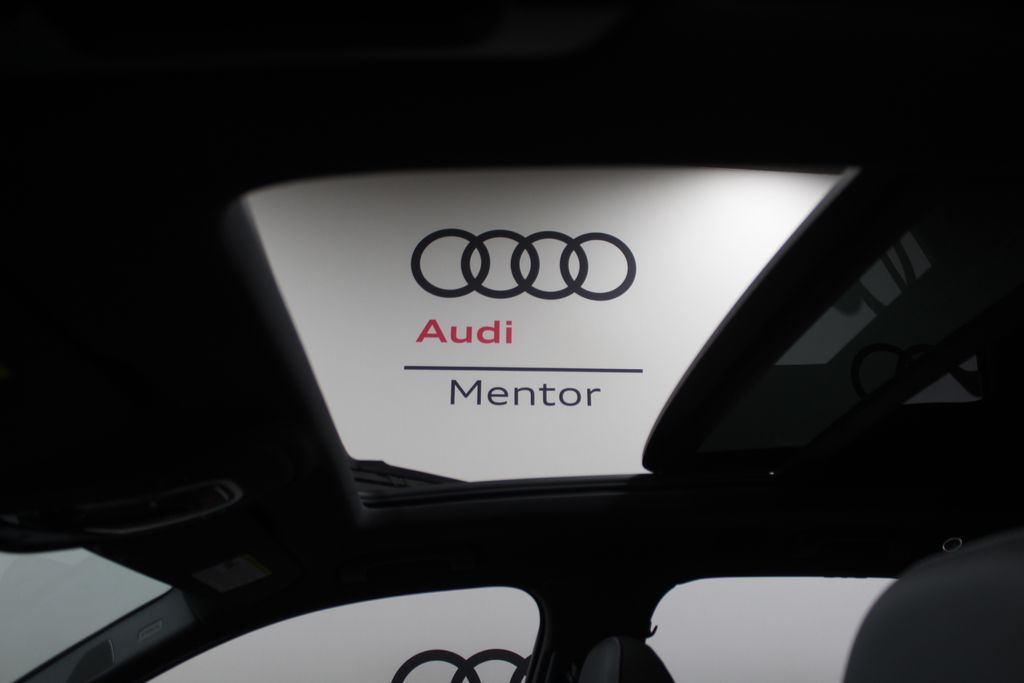 Thumbnail: 2026 Audi Q7 - 14