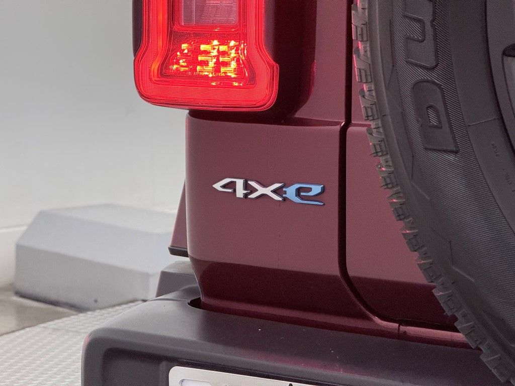 Thumbnail: 2021 Jeep Wrangler - 16