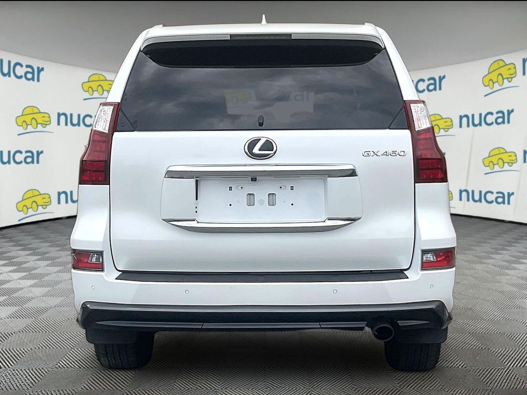 2022 Lexus GX — photo 5