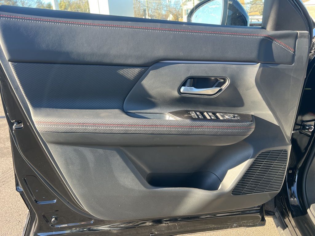 2026 Nissan KICKS SR AWD - Photo 26