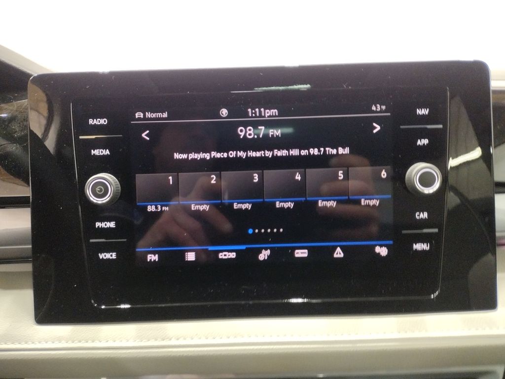 2025 Volkswagen Taos 1.5T SEL