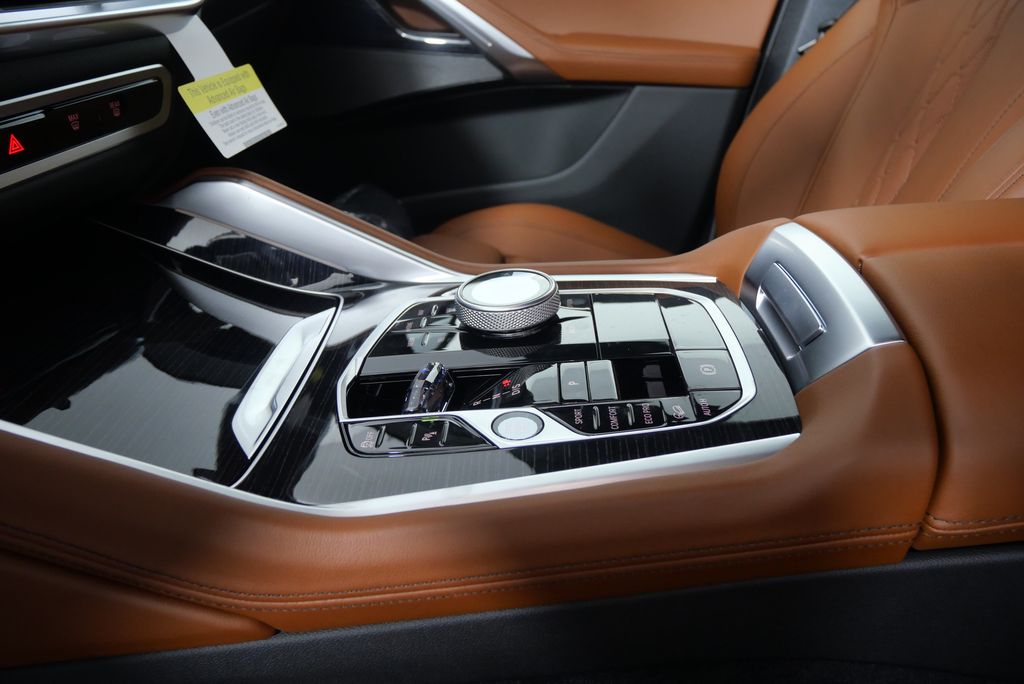 Thumbnail: 2026 BMW X6 - 21