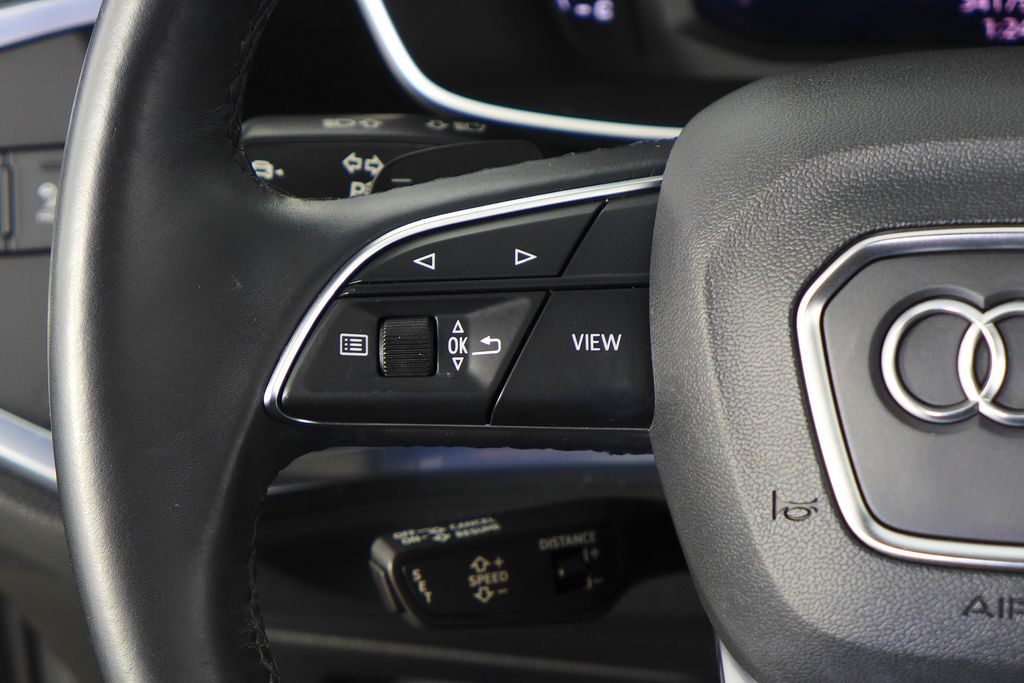 Thumbnail: 2021 Audi Q3 - 30