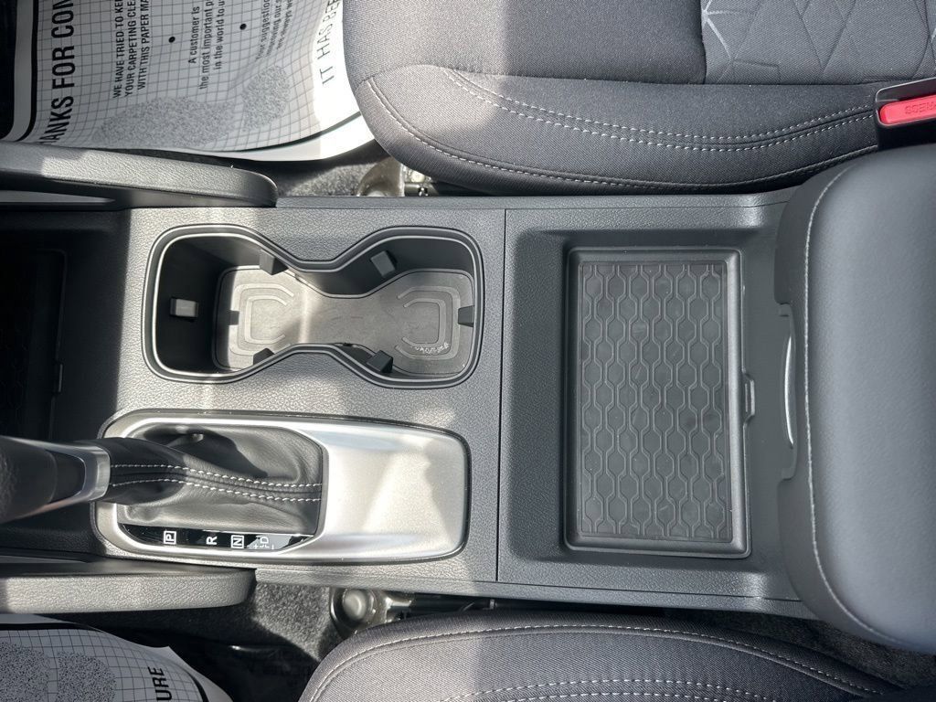2025 Glacier White Nissan Frontier SV RWD Truck
