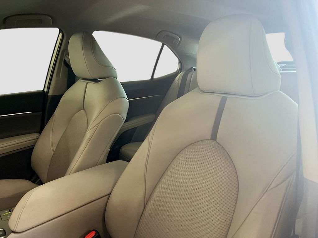 Used 2023 Silver Toyota XLE image 21