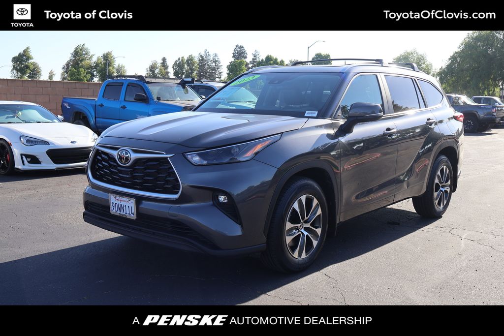 2023 Toyota Highlander XLE -
                Clovis, CA
