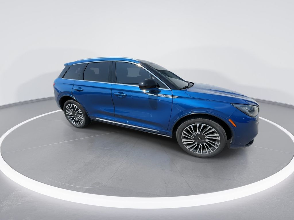 Used 2021 Blue Lincoln Standard image 9