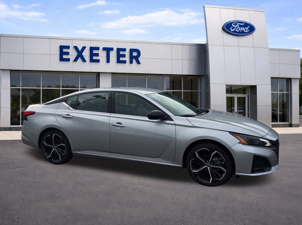 2024 Nissan Altima 2.5 SR FWD