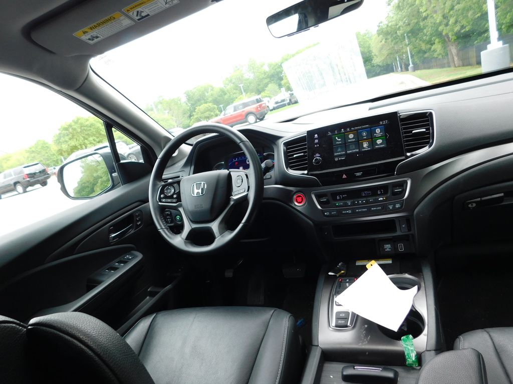 2022 Honda Pilot Special Edition 3