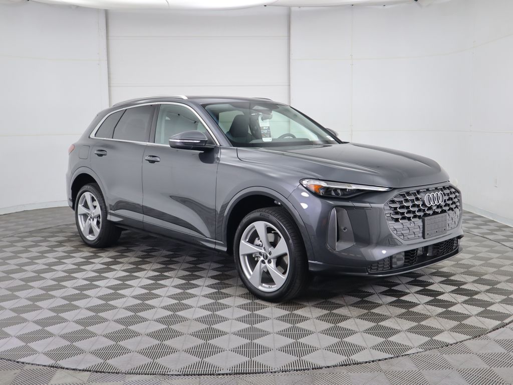 Thumbnail: 2025 Audi Q5 - 3