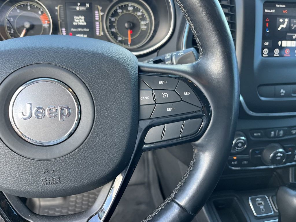 2021 Jeep Cherokee Latitude Plus 28