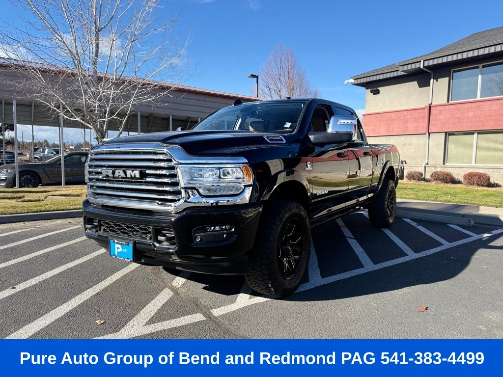 2024 RAM 2500 Limited Longhorn Crew Cab 4WD