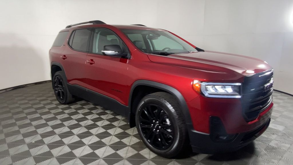 2023 GMC Acadia SLT 2