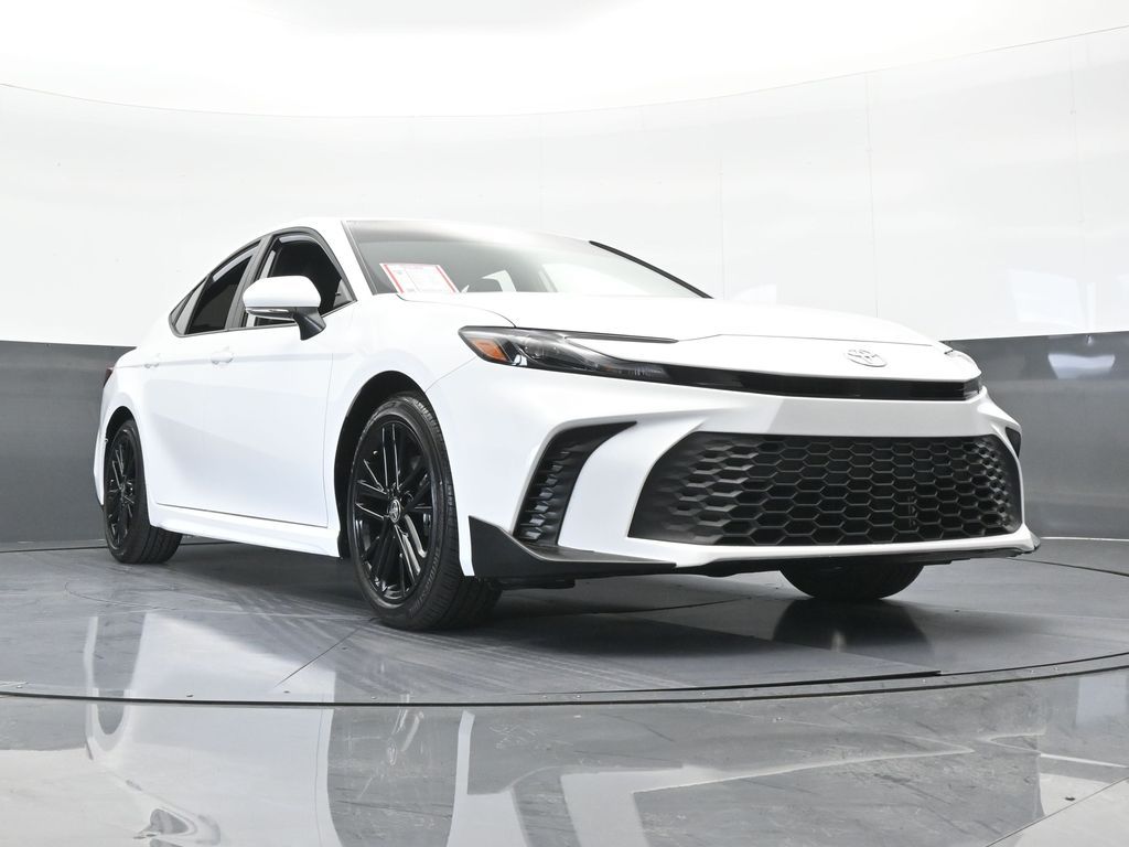 Used 2026 Wind Chill Pearl Toyota SE image 64