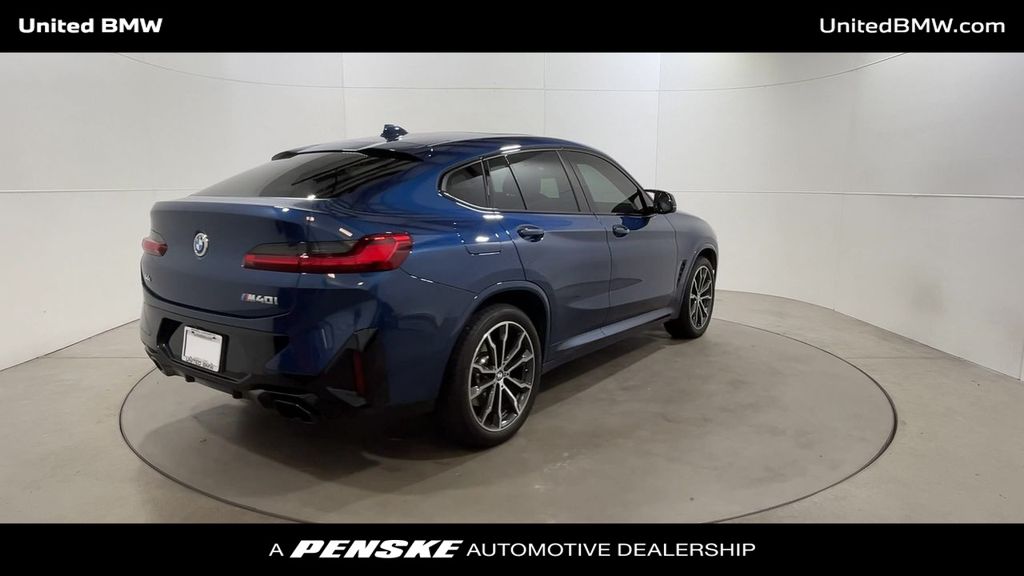 2023 BMW X4 M40i 8