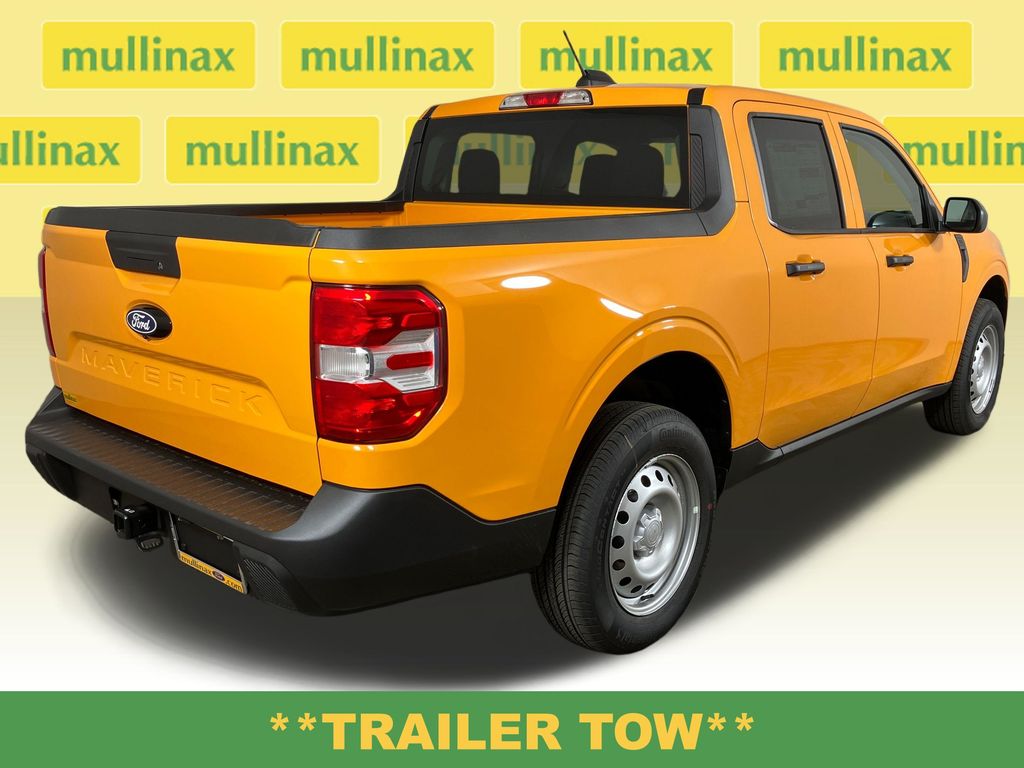 View vehicle photo 4