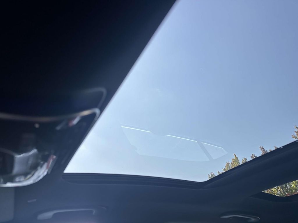 2025 Mercedes-Benz C-Class C 300 12