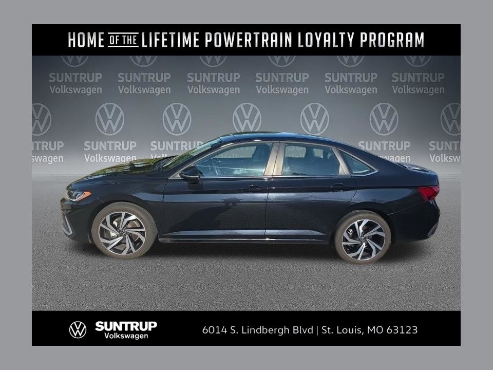 Deep Black Pearl 2025 Volkswagen Jetta Sedan Front-Wheel Drive 8-Speed Automatic