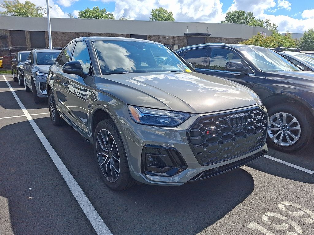 Thumbnail: 2025 Audi SQ5 - 3