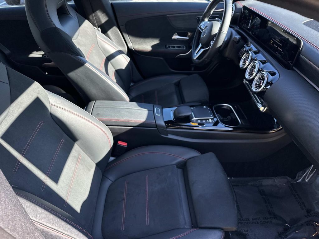 Thumbnail: 2022 Mercedes-Benz CLA - 21