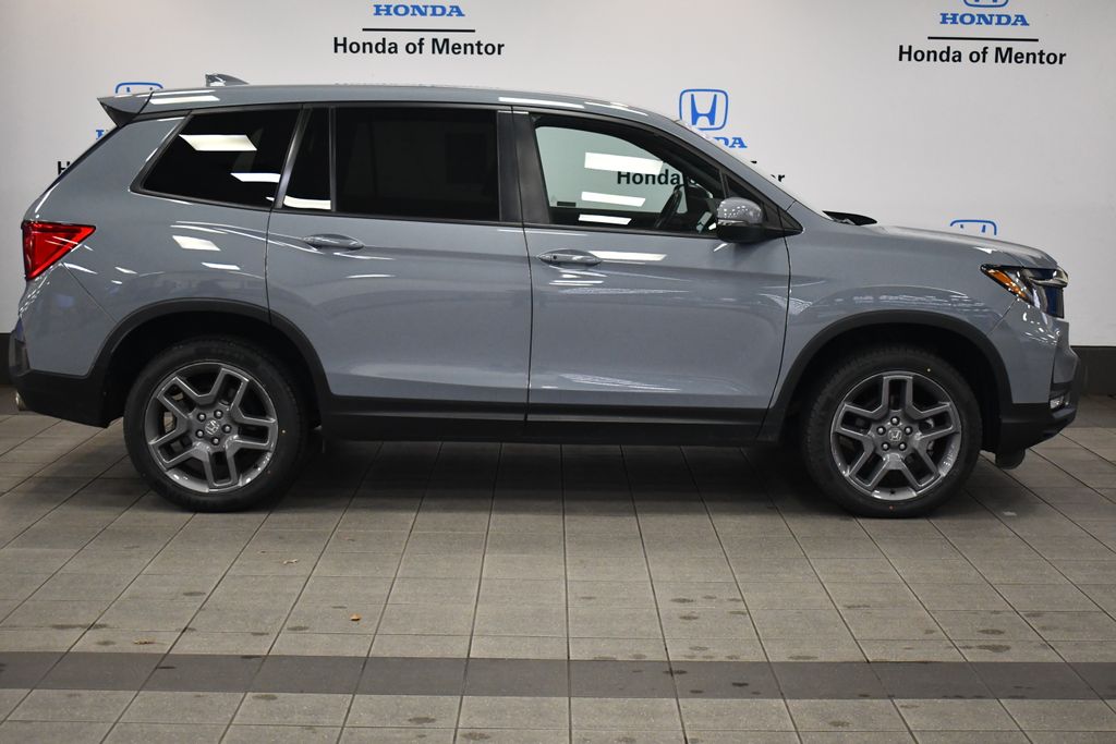 Thumbnail: 2023 Honda Passport - 8