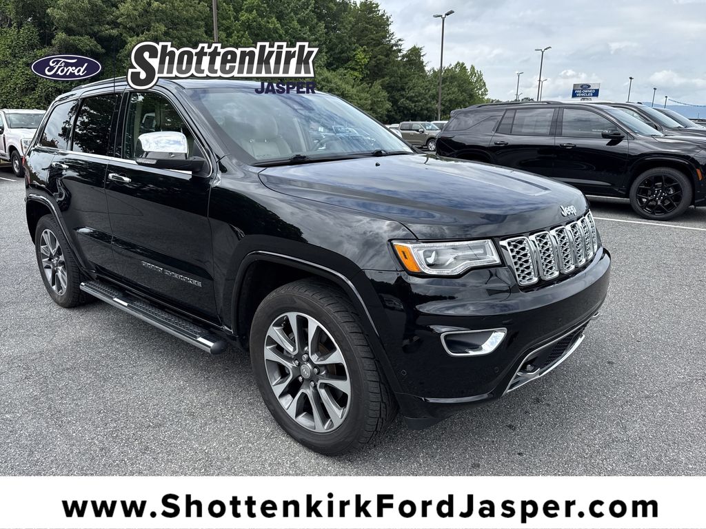 Diamond Black Crystal Pearlcoat 2017 Jeep Grand Cherokee Overland 4WD SUV / Crossover Four-Wheel Drive 8-Speed Automatic