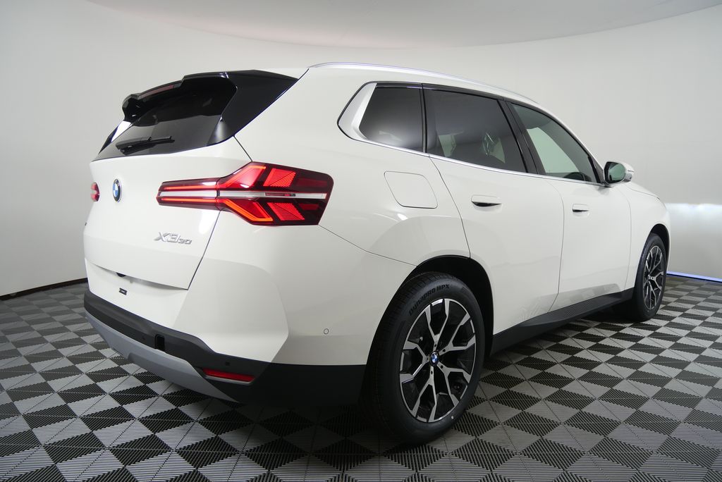 Thumbnail: 2026 BMW X3 - 3