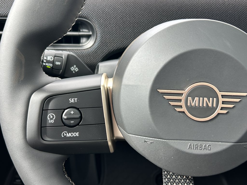 Thumbnail: 2027 MINI Cooper - 19