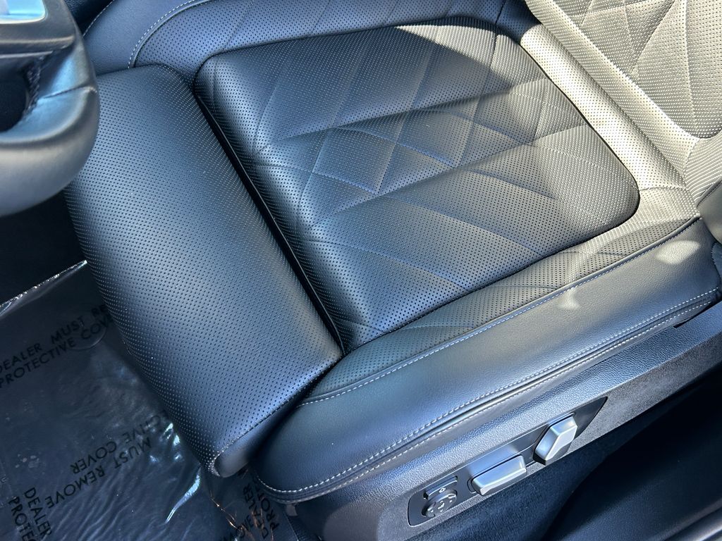 Thumbnail: 2023 BMW X5 - 15