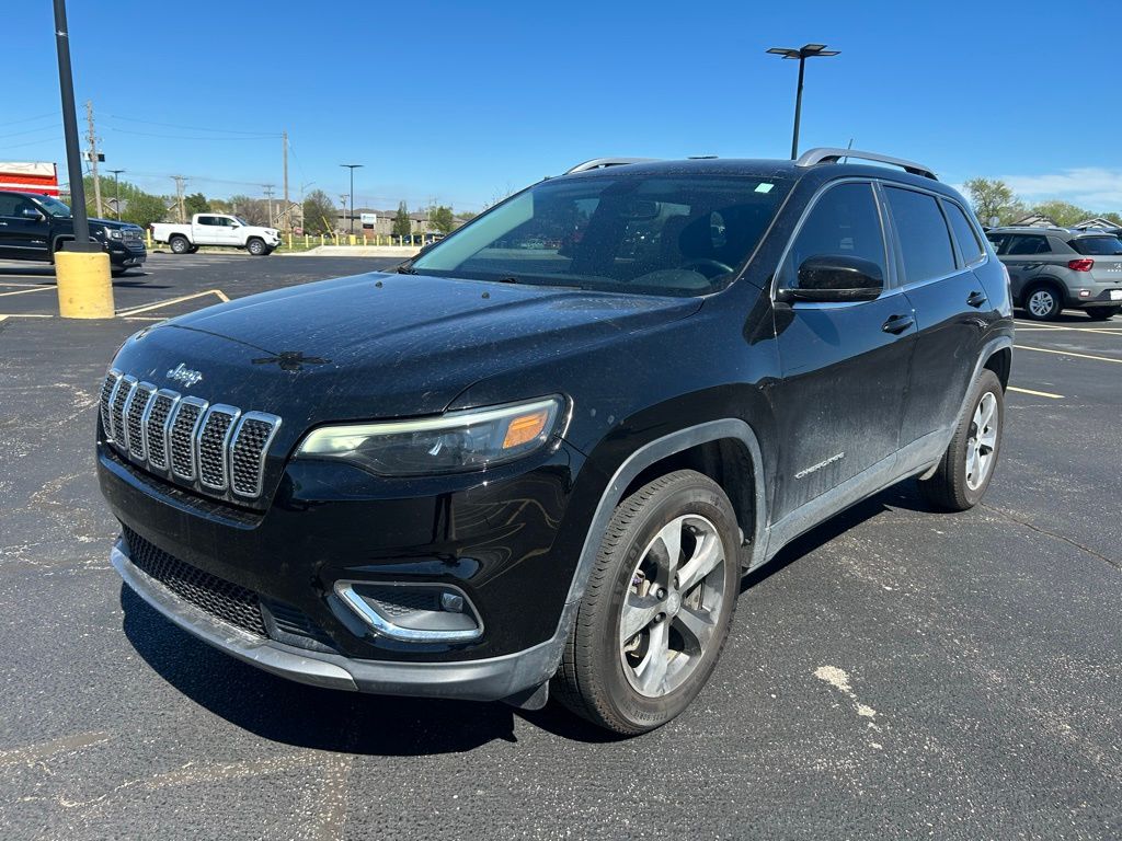 View vehicle photo 7