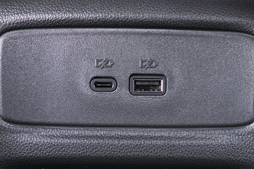 2026 Chevrolet Trax LT - Photo 28