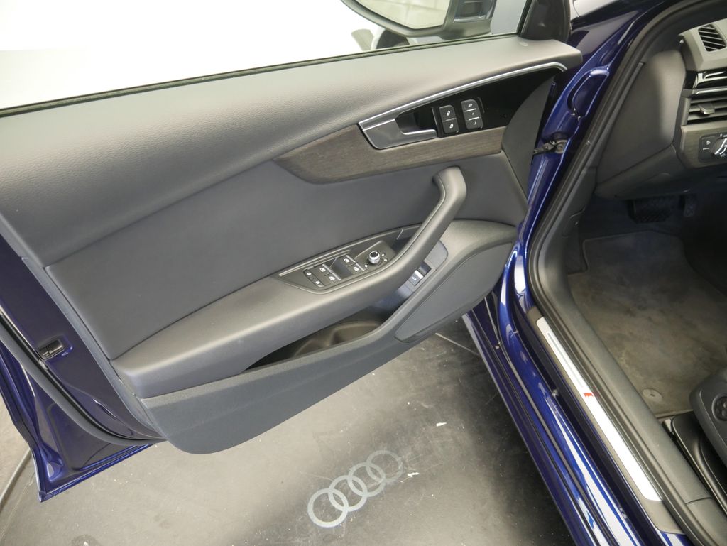 Thumbnail: 2023 Audi A4 - 4