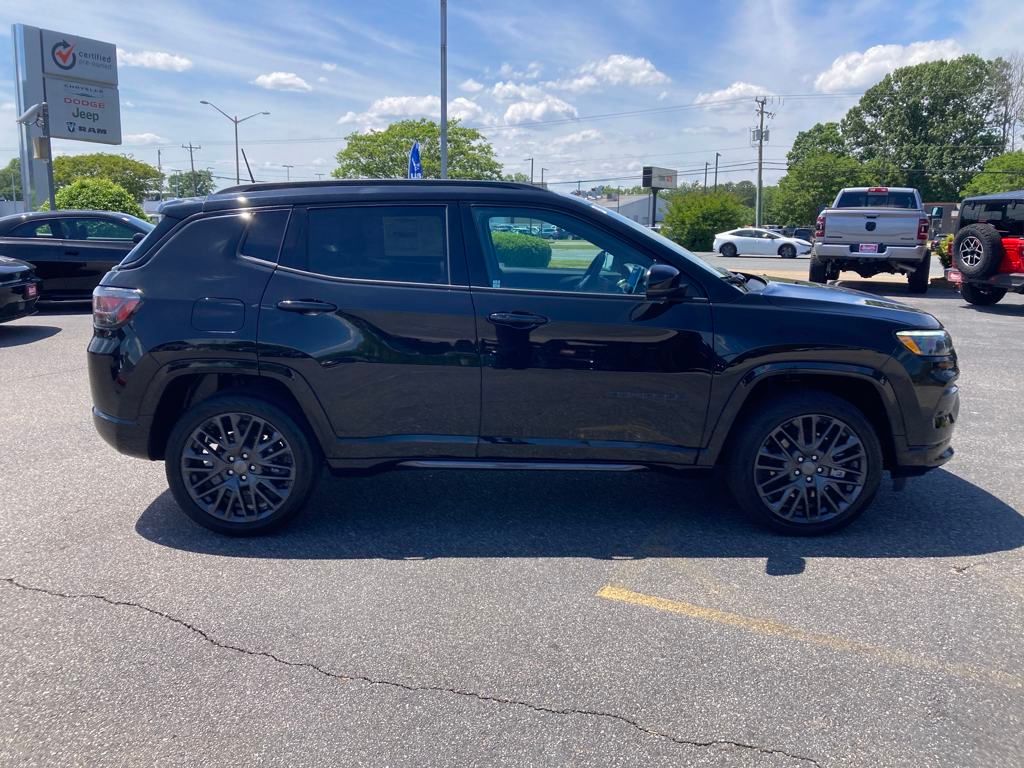 New 2024 Black Jeep Limited image 7