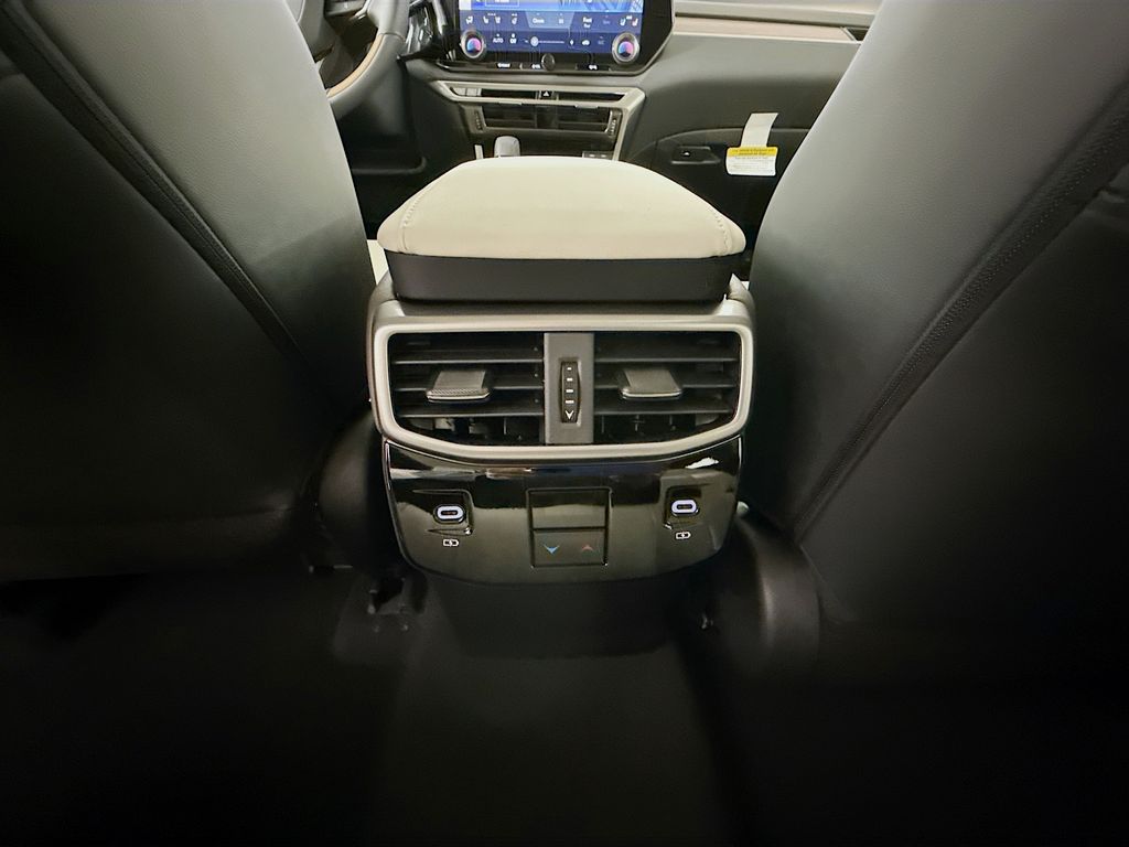2025 Lexus RX 350 18