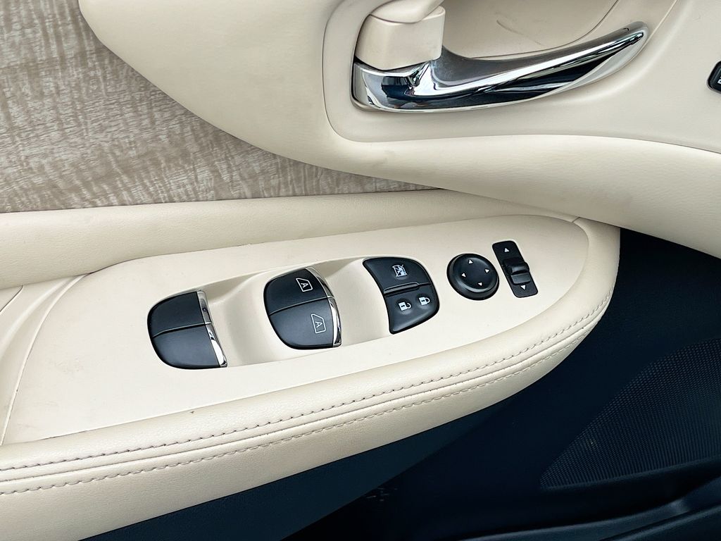 2022 Nissan Murano SL - Photo 18